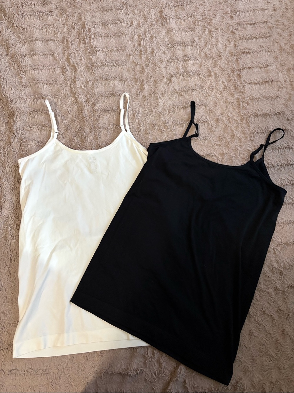 Essentials Black and White Slim Strap Cami Duo - Picture 7 of 7